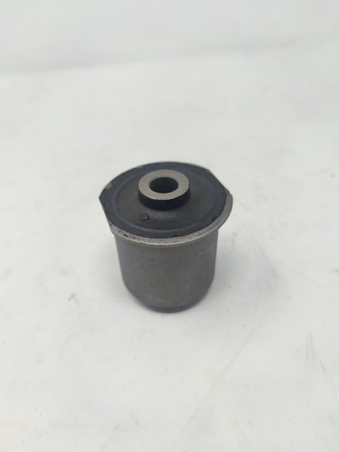 Imagen 3 de 9 de Buje Meseta Brazo Inferior Trasera Grand Cherokee Wj Mopar