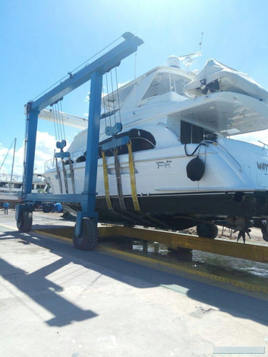 Imagen 2 de 14 de Sport Con Camarote Hatteras 63