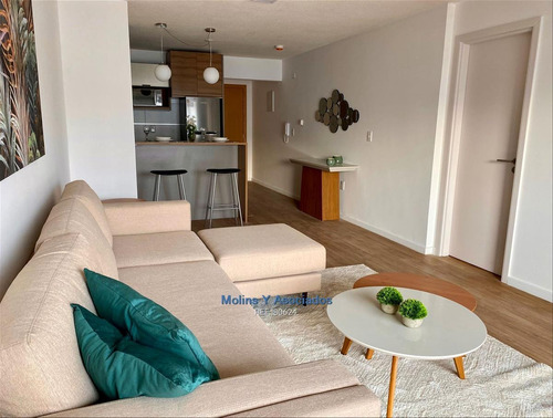 Imagen 2 de 12 de Apartamento De 1 Dormitorio En Pocitos Cw180624
