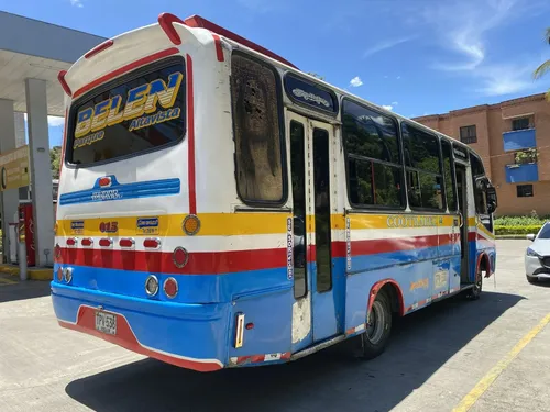 Buseta Agrale Ma 8.5tca Plus E 30 Pasajeros 2006