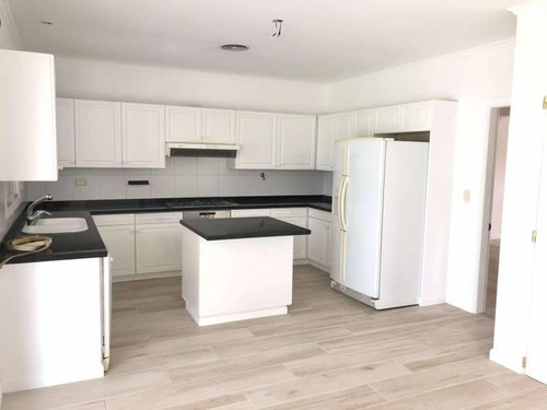 Nordelta Barrio La Isla Casa En Venta Al Lago Central