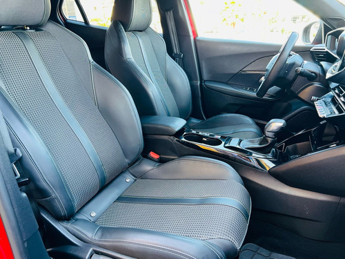 Peugeot 2008 1.2T Puretech Allure Pack