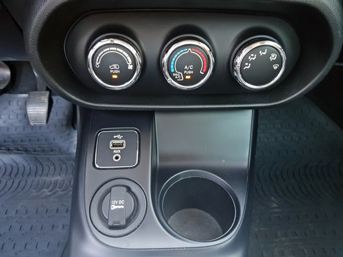Imagen 14 de 15 de Fiat Toro 2.0 Tdi Freedom 4x2 Manual De 6ta
