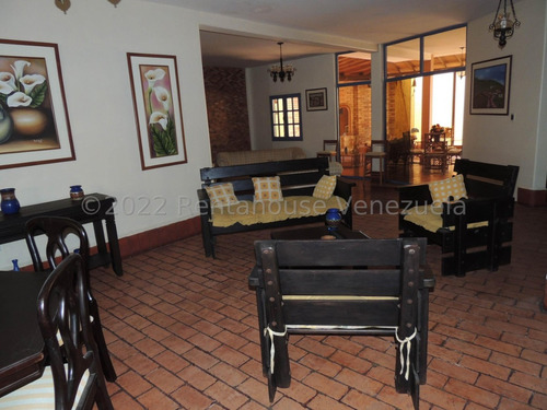 Townhouse En Alquiler Ubicado En Altos De Guataparo Valencia Carabobo 23-24556, Eloisa Mejia