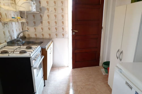 Imagen 20 de 29 de Edificio En 2 Niveles 10 Deptos En Planta Baja Y 11 En 1º Piso Estacionamiento Parrillas