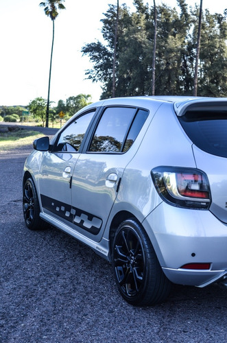 Imagen 20 de 23 de Renault Sandero 2017 2.0 Rs 145cv