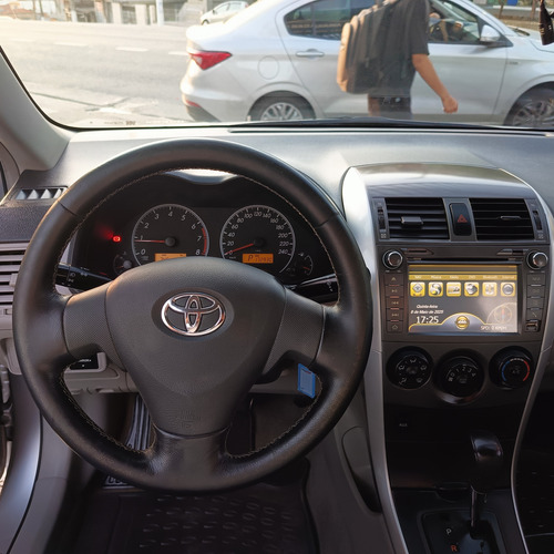 Toyota Corolla 1.8 16v Xli Flex Aut. 4p