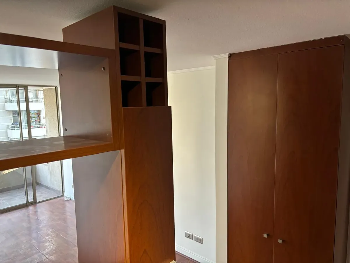 Imagen 5 de 20 de Amoblado,1d-1b-1e-1b. Metro Manquehue Edif Equipado
