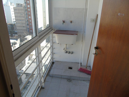 Imagen 8 de 10 de Departamento En Venta En La Plata Calle 8 E/ 44 Y 45 - Dacal Bienes Raices
