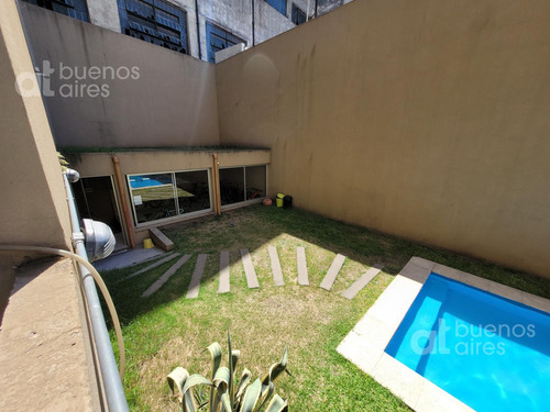 Departamento En Duplex Con Balcón Y Pileta En Boedo En Alquiler Temporario