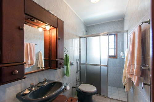 Casa Em Nonoai Com 3 Dormitórios - Lu430324
