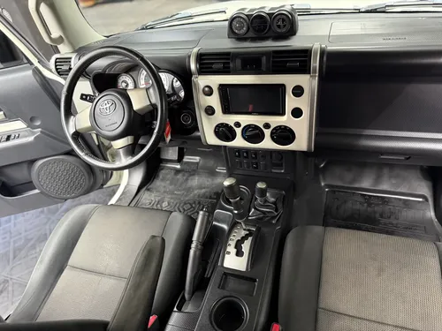 Toyota Fj Cruiser Black And White