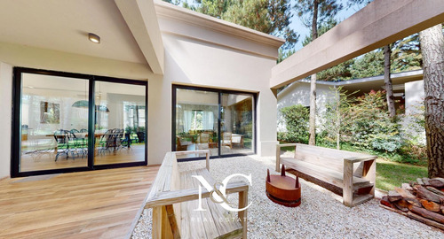Casa En Venta En Costa Esmeralda, Barrio Senderos Iv