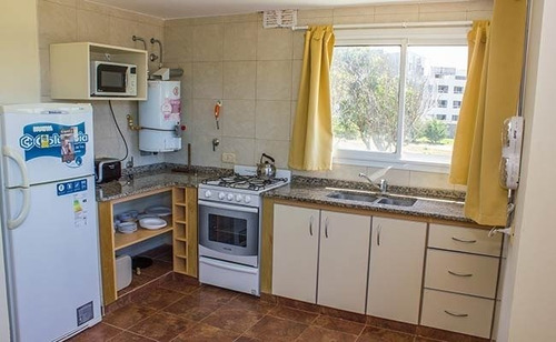 Imagen 10 de 16 de Venta De Departamento En Valeria Del Mar.