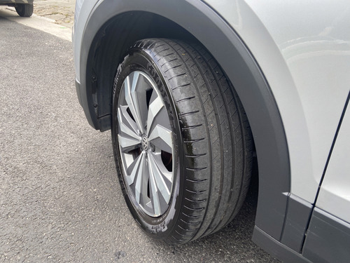Volkswagen T-Cross 1.4 250 TSI TOTAL FLEX HIGHLINE AUTOMÁTICO