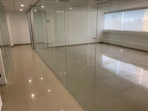 Anzures, Oficina 242m2 Completamente Acondicionad, 7 Amplios Privados, Sala De Juntas, Amplias Áreas Abiertas De Trabajo, 2 Estacionamientos, 2 Baños, Área De Cocina. Excelente Ubicación, Muy Cerca D