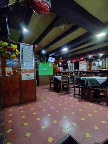 Imagen 10 de 18 de Tasca Restaurant, Club Nocturno
