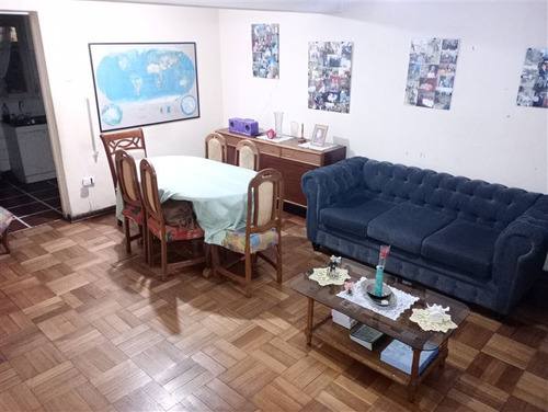 Casa En Venta De 3 Dorm. En San Joaquín