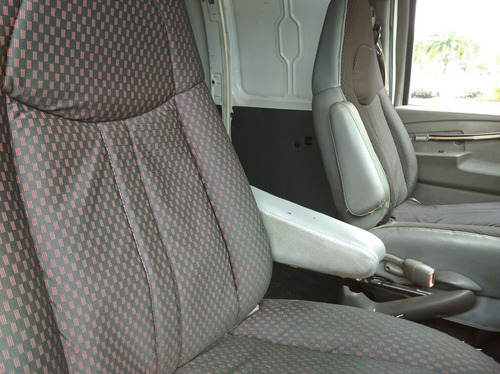 Imagen 12 de 16 de Chevrolet Express Van Cargo