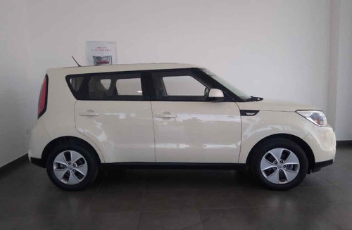 Imagen 6 de 14 de Kia Soul 2016 5p Lx, 16l 120 Hp, Tm6, Ra-16