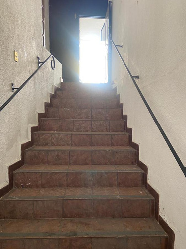 Edificio En Venta Con Uso De Suelo Comercial, A Solo Dos Cuadras Del Zócalo De Cuernavaca