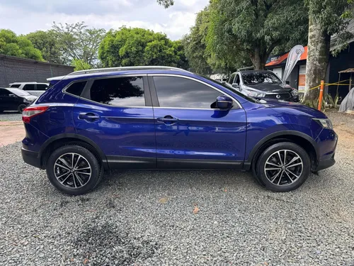 Nissan Qashqai 2.0 Advance 2015