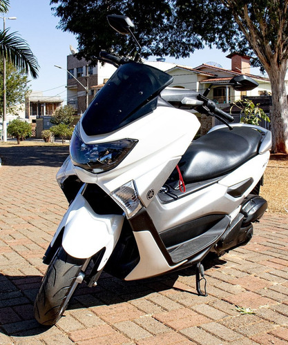 Imagem 3 de 8 de Yamaha Nmax 160 Abs