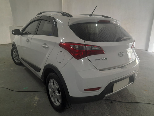 Hyundai HB20X 1.6 Style Flex 5p