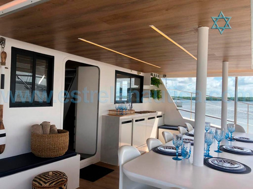 Imagem 15 de 15 de Lancha Catamarã 72 Iate Barco N Phantom Azimut Ferretti
