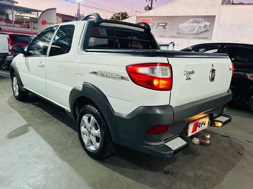 Fiat Strada 1.4 Freedom Cab. Dupla Flex 3p