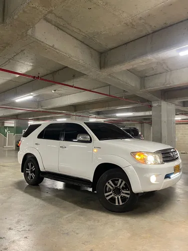 Toyota Fortuner 2.7l 4x4