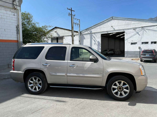Imagen 2 de 15 de Gmc Yukon 2007 C 5p Denali 6.2l 403 Hp Aut