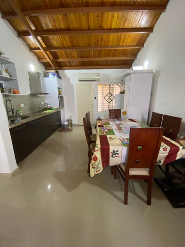 Imagen 4 de 11 de En Venta Casa De Una Planta Urb. Guayana Country Club