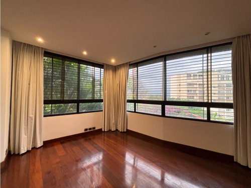 Se Vende Pb Duplex 489.84m2 3h+s/3.5b+s/3p. La Alameda