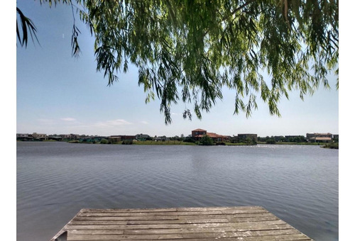 Venta Casa El Cantón Barrio Islas