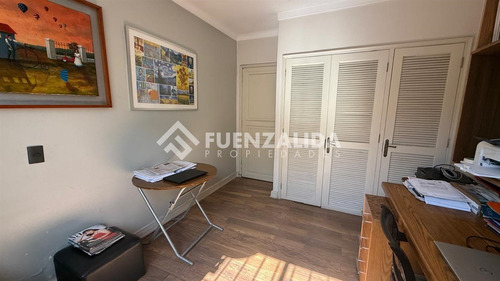 Casa En Venta De 3 Dorm. En Ñuñoa