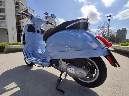 Vespa Piaggio Gts 300 Abs/asr Impecable Permuto