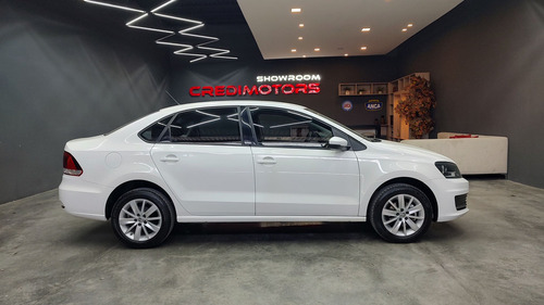 Volkswagen Vento 1.6 Comfortline At