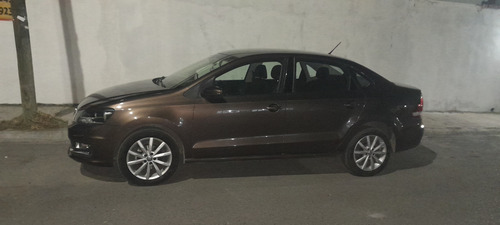 Volkswagen Vento 1.6 Highline Mt