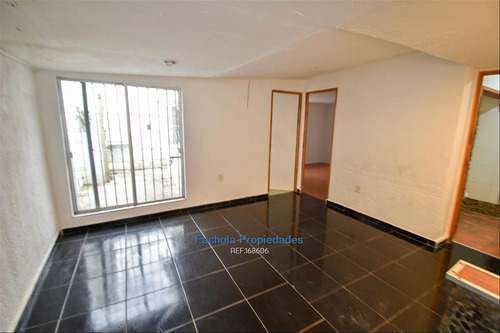 Vende Barrio Pérez Castellano 2 Dormitorios Cw168606