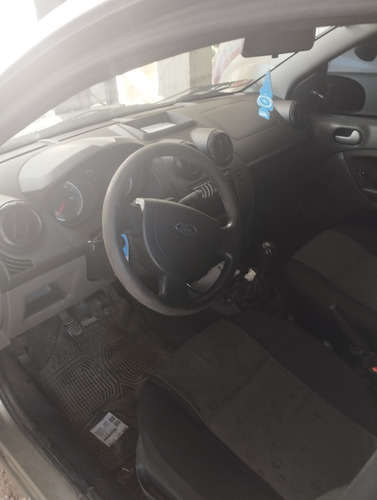 Ford Fiesta 1.6 Ambiente Mp3