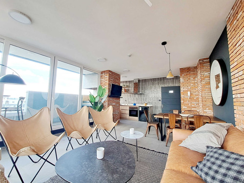 Hermoso Homestudio, Edificio Vivie Ainavillo (75491)