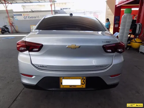 Chevrolet Onix 1.0t Automática