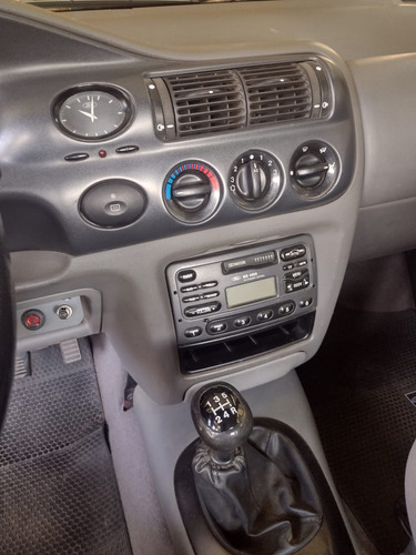 Ford Escort 1.8 Clx 5 p
