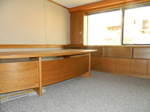 Gran Oficina En Arriendo, 5 Privados, 2 Estacionamientos