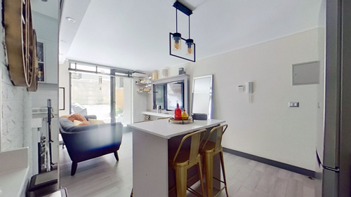 Moderno En Primer Piso Con Patio Privado (85039)