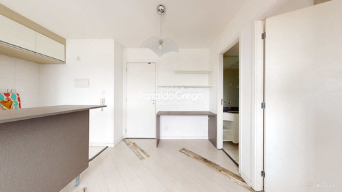 Imagem 10 de 12 de Vende-se Apartamento, Água Branca, São Paulo - R$ 320 Mil. - V3576