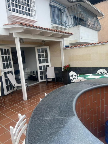 Imagen 4 de 30 de Alto Prado Vendo Casa 394m2 Alto Prado Actualizada (mogo) 0416-6231280