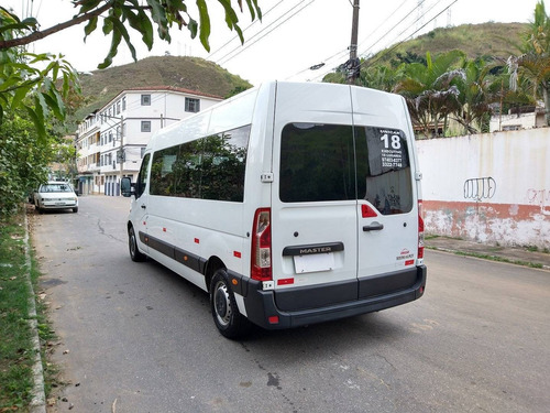 Renault Master 2.3 Dci Diesel Minibus Executive 16l L3h2 3p