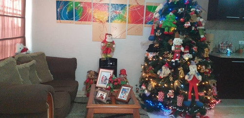 Imagen 3 de 10 de Casa En Venta Villa Cerrada Maracaibo Para Inversion